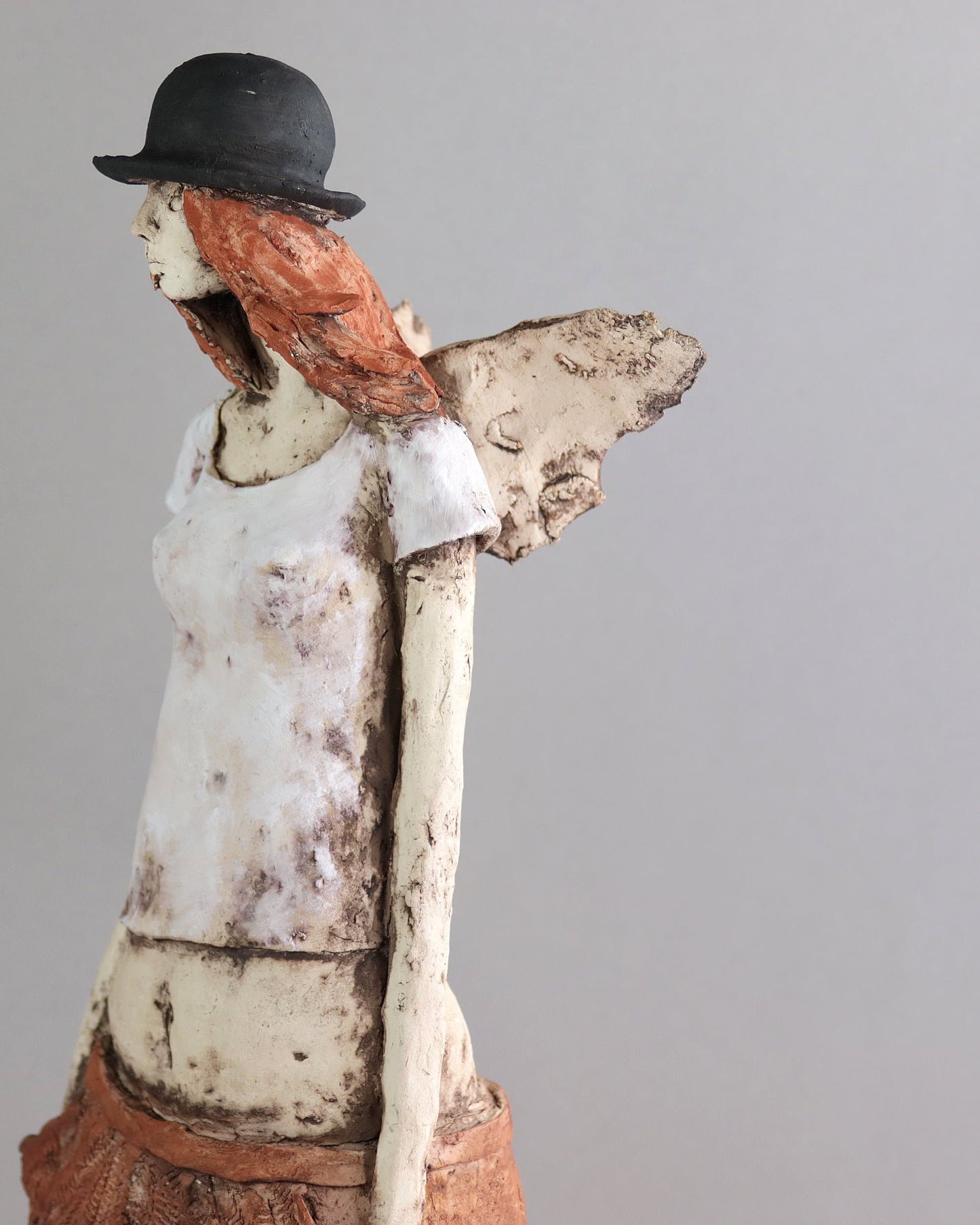 Small wings, too big pants